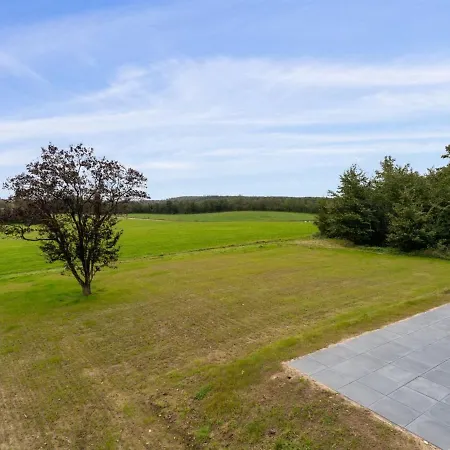 Prázdninový dům Landuin - 30km From The Sea By Interhome