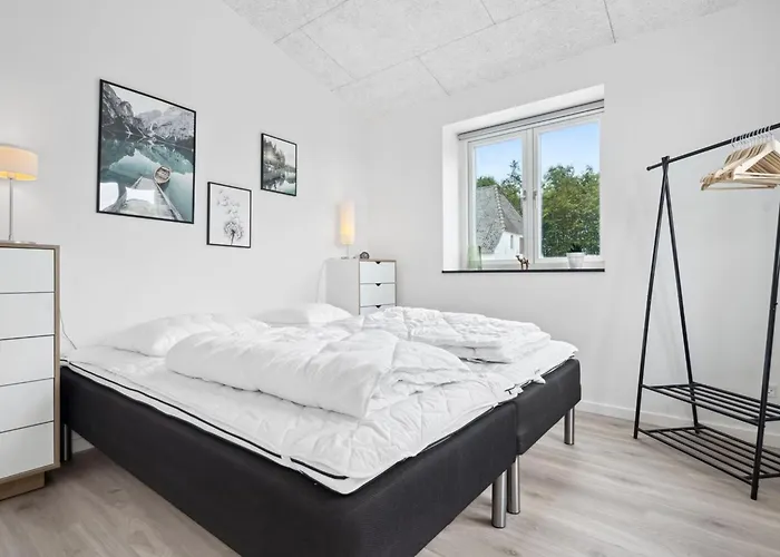 Holiday home Landuin - 30km From The Sea By Interhome