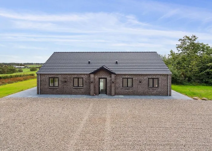 Landuin - 30km From The Sea By Interhome Holiday home *